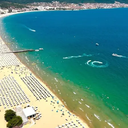 Sunny Day 6 Lejlighed