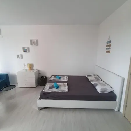 Apartman Sunny Day 6 *